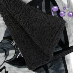 Hallmark Disney Hocus Pocus Black Flame Candle Blanket, 50x60 11 Hallmark Disney Hocus Pocus Black Flame Candle Blanket, 50x60 -Hallmark popular shop Hocus Pocus Black Flame Candle Fleece Blanket 1HGN1506 05