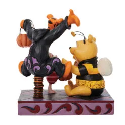 Enesco Jim Shore Disney Winnie The Pooh And Friends Halloween Figurine, 6.69" -Hallmark popular shop Jim Shore Pooh and Friends Halloween Figurine 6010864 02