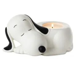 Hallmark Peanuts® Lavender-Scented Ceramic Snoopy Candle -Hallmark popular shop LavenderScented Sculpted Snoopy Candle 1PAJ3540 02