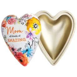 Amazing Mom Art Heart Trinket Box, 3.5" -Hallmark popular shop Mom All Kinds of Amazing HeartShaped Trinket Box 1003480350 03