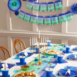 Hallmark Color Pop 60-Piece Tableware Premium Party Kit, Blue Hexagon -Hallmark popular shop Purple Hexagon Shape Plates Party in a Box Supplies 5CLP1012 03